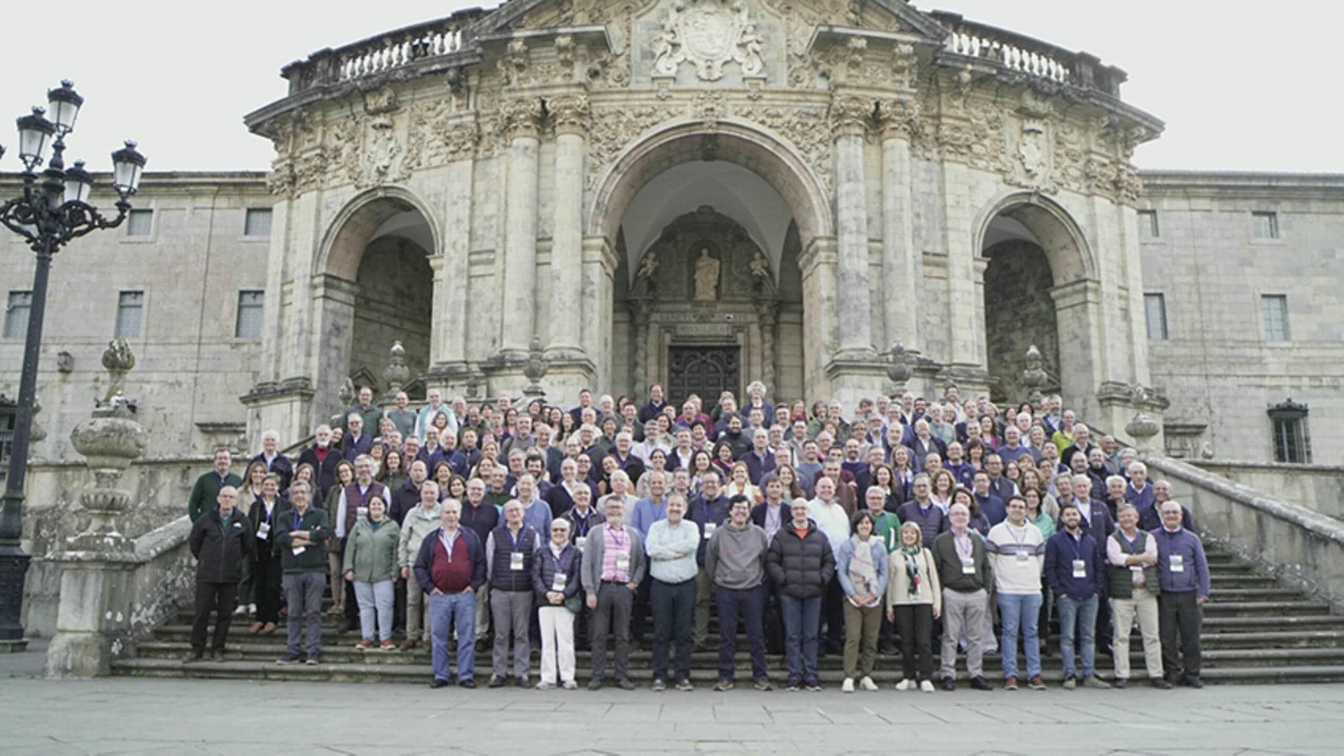 FOTOGRUPO-1-scaled